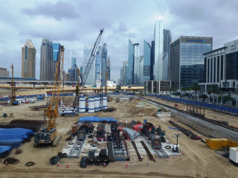 Une image technophile des territoires du futur : Le centre de Dubaï, en travaux perpétuels