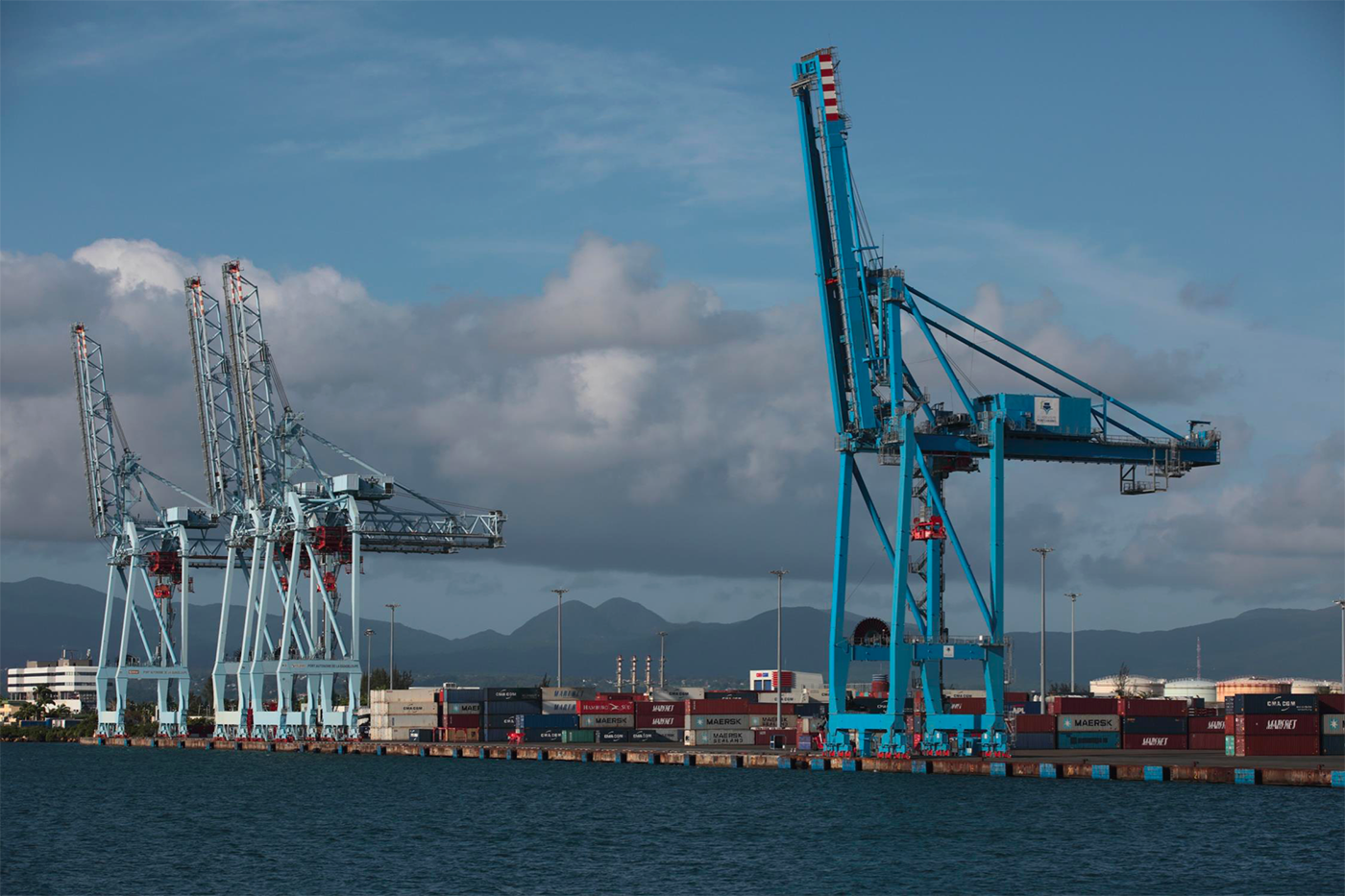 Container dans un port de Guadeloupe