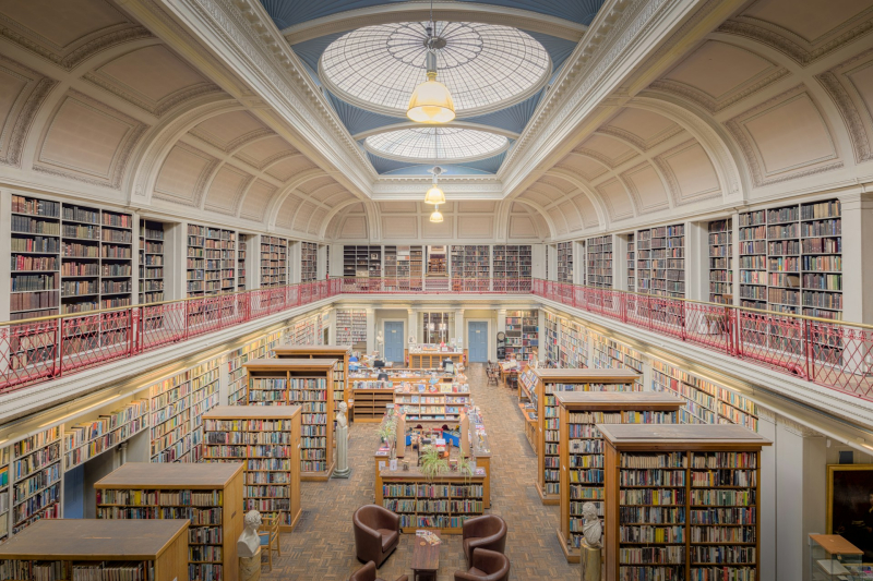 The CNRS promotes the development of open databases