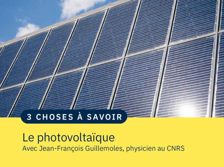 Panneaux photovoltaïques sur la façade d'un bâtiment