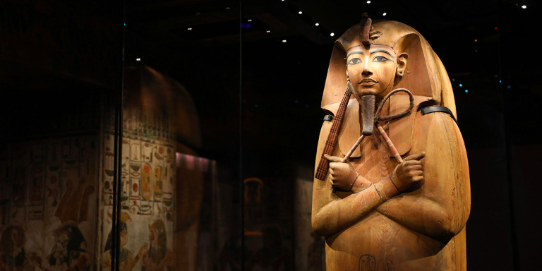 Le cercueil en bois de Ramses II