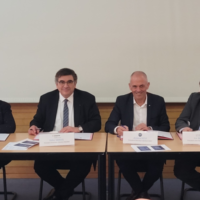 Representatives from Aix-Marseille University, CNRS, Inserm and IRD officially mark the birth of MER