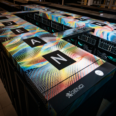 Rack de calcul du supercalculateur Jean Zay.