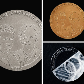 Les 3 médailles du CNRS : argent, bronze et cristal
