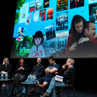 Un débat au forum des images