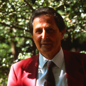 Portrait de Claude Cohen-Tannoudji, physicien 